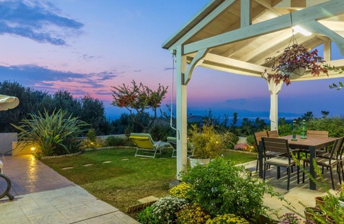 Marathitis Apartment | Muses Panoramic View, Minutes from Knossos Minoan Palace
