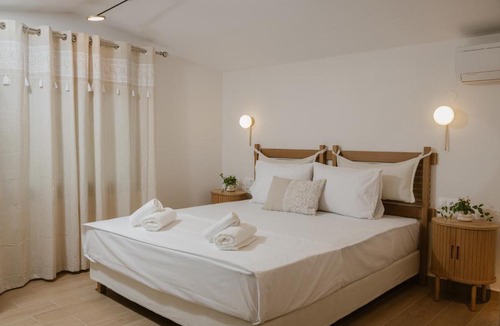 Katerini House | Nerina House