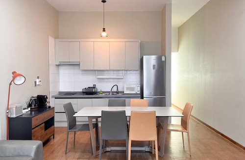 Sang Apartment | OVER THE MOUNTAIN