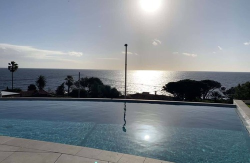 Les Issambres Apartment | Panoramic sea view/Swimming pool/Close to beach and town centre