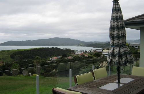 Cable Bay House | Panoramic views to Doubtless Bay