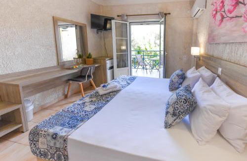 Vathi Hotel | Paradise Hotel