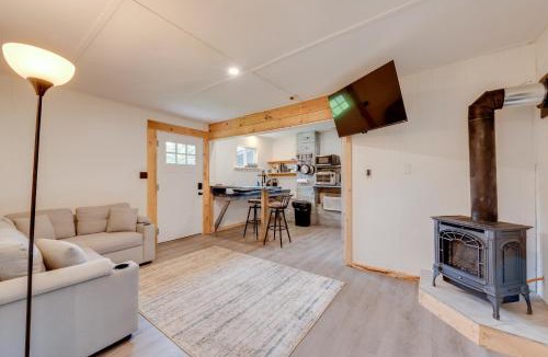 Hillsgrove House | Pet-Friendly Deluxe Cabin F w/Grill in Hillsgrove