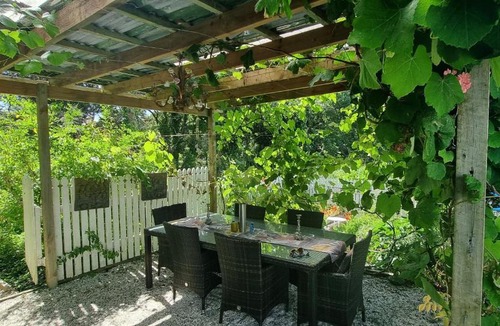 Paparoa Bed & Breakfast | Pheasant Lodge