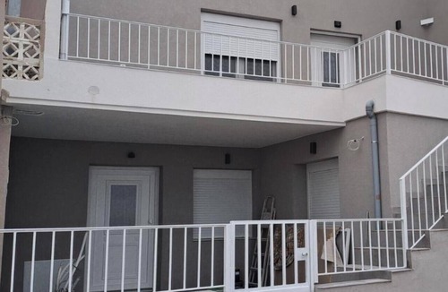Sipiada Apartment | Relax by the Sea in Our Cozy Kymi Home