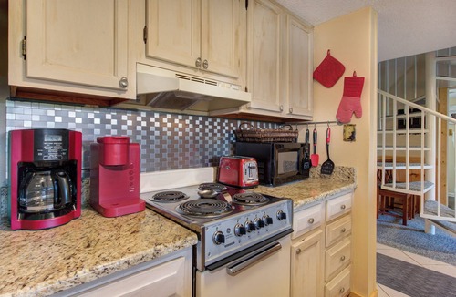 Chalet Village Condo | Relax on a cool mtn top! Amazing views, pool hot tubs suana king bed! Promos!