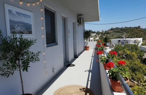 Psinthos Apartment | Rhodes Paulsia Cosy Apartments: Comfort Apt