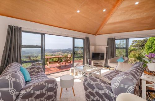 Coromandel Forest Park House | Ridge Valley View