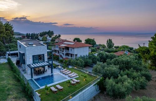 Kriopigi Villa | Royal Retreat Villa