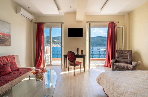 Samos Town Hotel | Samos Hotel