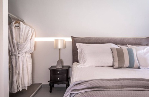Perivolos Hotel | Santa Irina Luxury Sunny Lofts 5