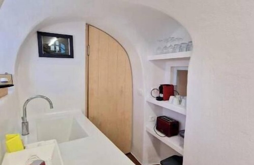 Emporio House | Santorini-treasures Margarita villa traditional