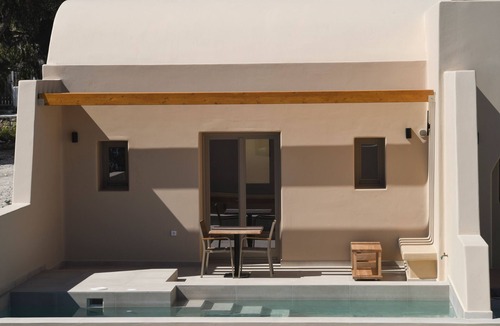 Vothon Villa | Santorini - Villa - Sleeps 2 - Pool - Parking