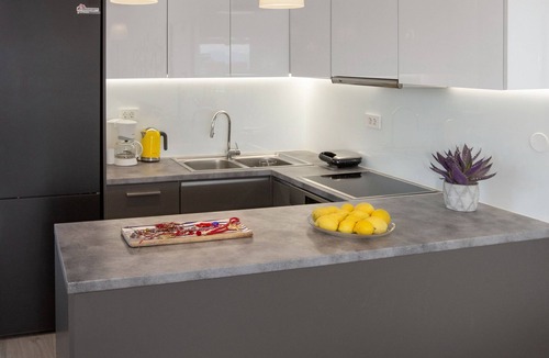Varkiza Apartment | Sea view penthouse in Vari by GHH