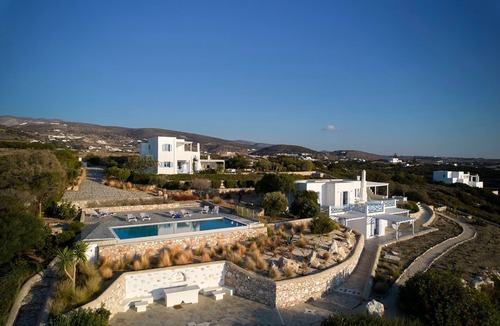 Nea Cryssi Akti Villa | Seafront Villa Elia -Island Living-