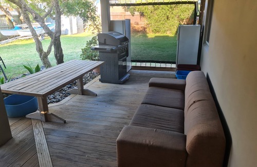 Taiharuru House | Secluded East Coast Beach Bach – Northland Getaway | Casa Hov