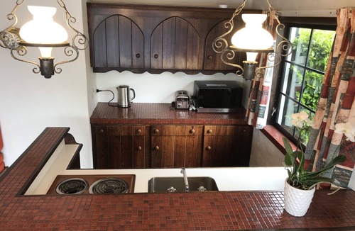 Three Kings Apartment | Self-contained 2 bedroom apartment in Central Auckland