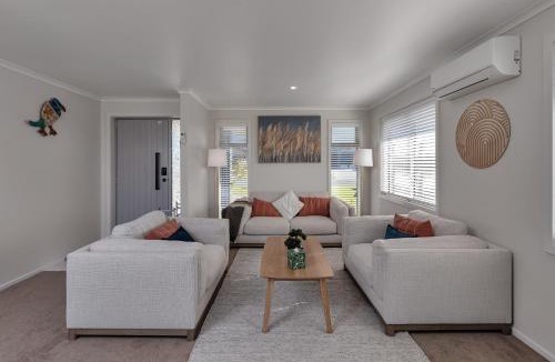 One Tree Point House | Serendipity - One Tree Point Holiday Home