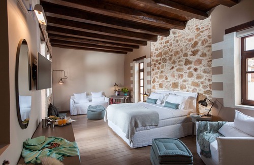 Old Town Hotel | Serenissima Boutique Hotel