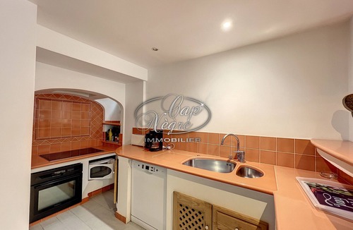 Rayol-Canadel-sur-Mer Apartment | Single-story apartment with terrace near Canadel Beach