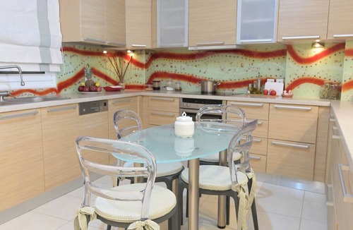 Khalkis Apartment | Spacious 3BR Apartment in Central Chalkida — Sleeps 6 .