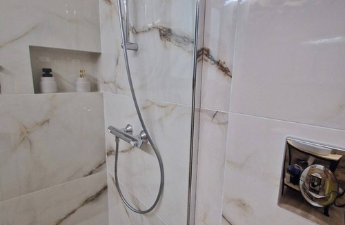 Spata-Artemida Apartment | Stone apartment close to the Athens airport n