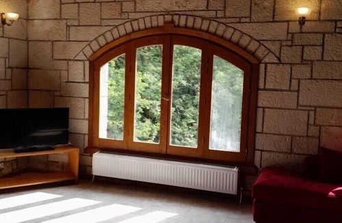 Mouzaki Apartment | Studio Apartment "Tsarouxi Village 1" with Mountain View, Private Terrace & Wi-Fi