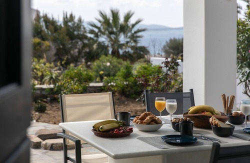 Stelida House | Sunset Beach house with two bedrooms