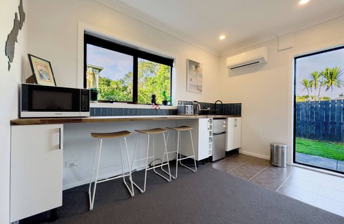 Northcote House | Sweet Unit for a Cute Getaway
