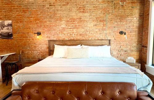 Watkins Glen Hotel | The Benjamin Hotel