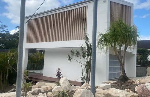 Merewether Heights House | The Loft @ Merewether Heights