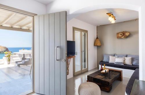 Xilokeratidi House | The Mykonist Merchia Beach Villas & Suites