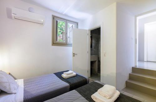 Xilokeratidi House | The Mykonist Merchia Beach Villas & Suites