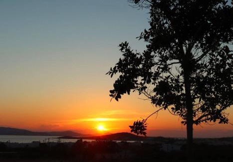 Agia Anna Villa | The Nine Graces - Beach Apartment Clea, hot tub and sea views