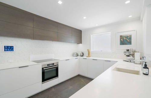 Freemans Bay Villa | The Villa on Anglesea - Luxury city centre living.