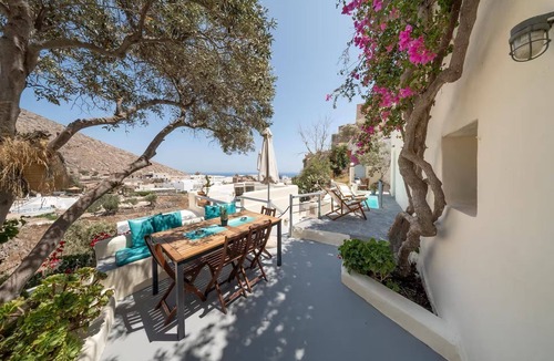 Emporio House | Thera Bliss "Olive Tree" Suite Private Pool by ΜΡS