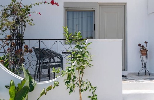 Kefalos Condo | Thines Studios : Studio C