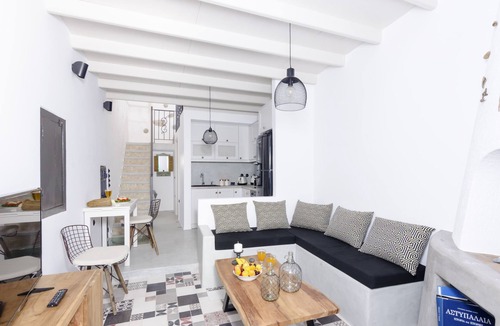 Astypalaia Apartment | Tholos Deluxe House