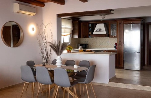 Katakali Villa | Three Elements