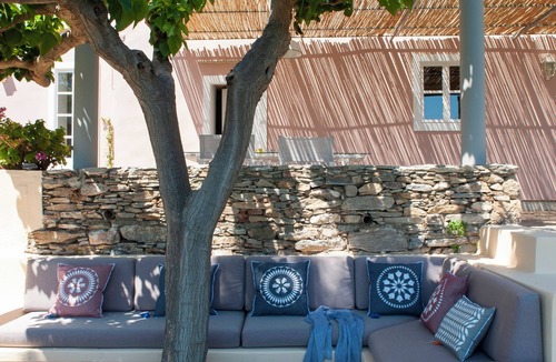 Grambia Villa | Traditional 2 Bedroom Villa with garden & Sea View