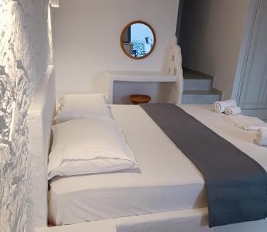 Astypalaia Apartment | Traditional house under the castle