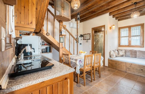 South Rhodes Apartment | Traditional Thea Home, Rhodes