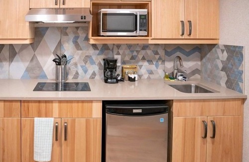 Banff Apartment | Updated Cozy + Bright Suite with Private Balcony