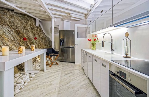 Houlakia Villa | Villa Bethesda - Two Bedroom Villa, Sleeps 4