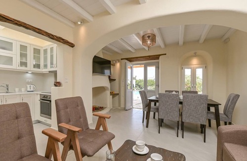 Agia Anna Villa | Villa Calivion, Private Outdoor Hot Tub, Furnished Terrace, Shared Pool, Naxos