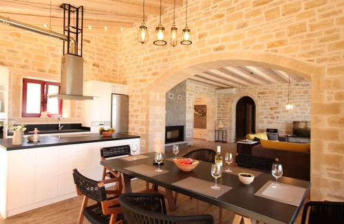 Atsipópoulon Villa | Villa Dionysos, luxury villa with a fantastic view of a large plot of land