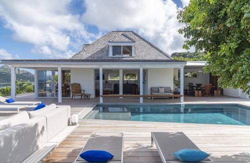 Anse des Cayes Villa | Villa Gaillac | Ocean View - Located in Beautiful Anse des Cayes with Private Pool