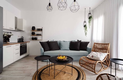 Agios Prokopios House | Villa Karla, Agios Prokopios Beach Front