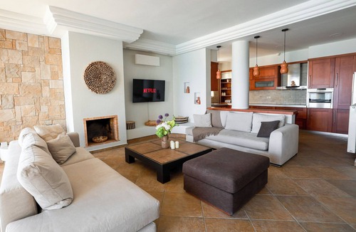 Platana House | Villa Kyma