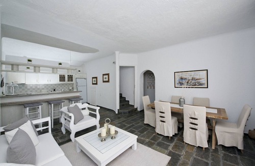 Kalafatis Villa | Villa Lia/private lounge area, sea view